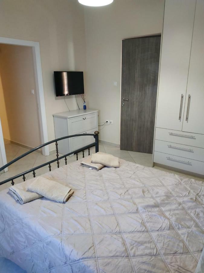 Alexandra Apartment Artemi Extérieur photo