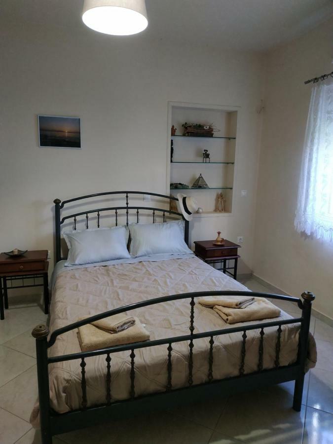 Alexandra Apartment Artemi Extérieur photo